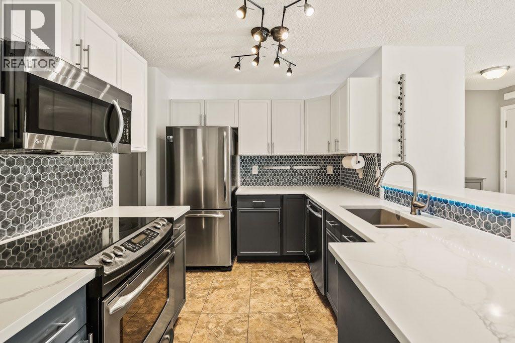 22, 914 20 Street SE