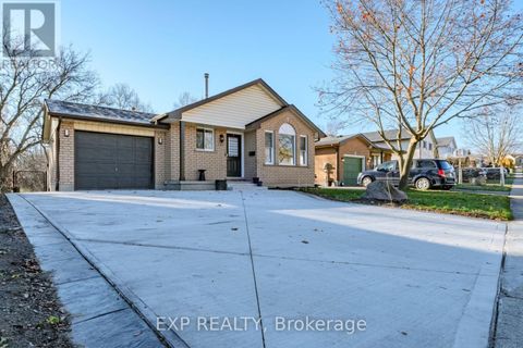 147 TAYLOR AVENUE Cambridge ON N1R7M3