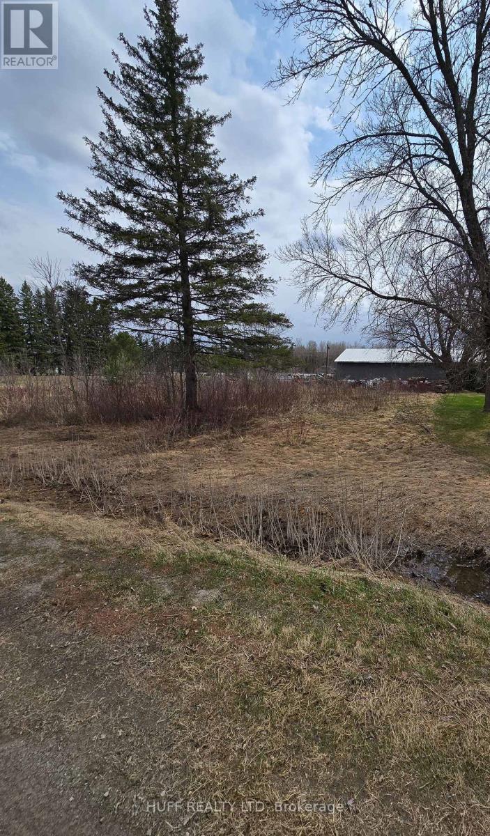 PT SOUTH 1/2 LOT 11 CON 5 TENTH AVENUE
