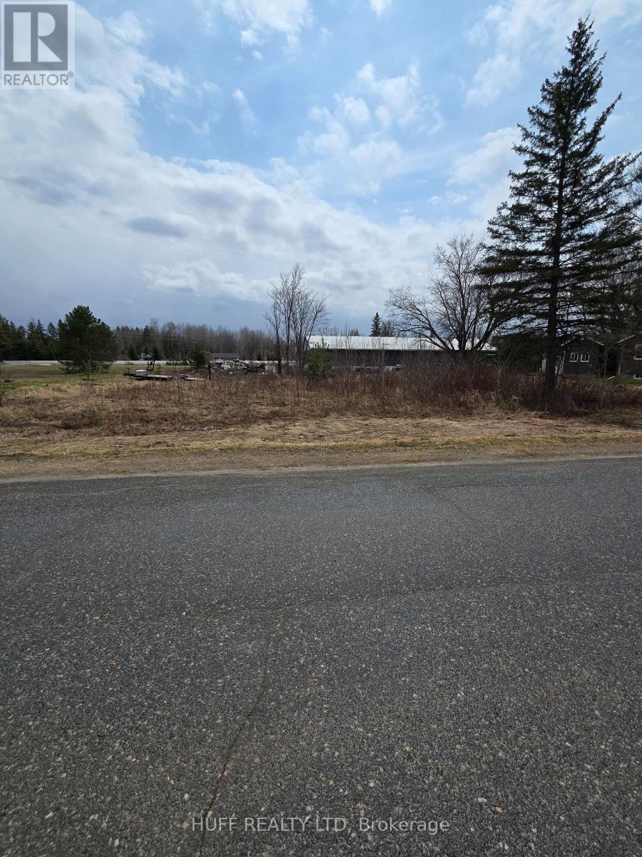 PT SOUTH 1/2 LOT 11 CON 5 TENTH AVENUE