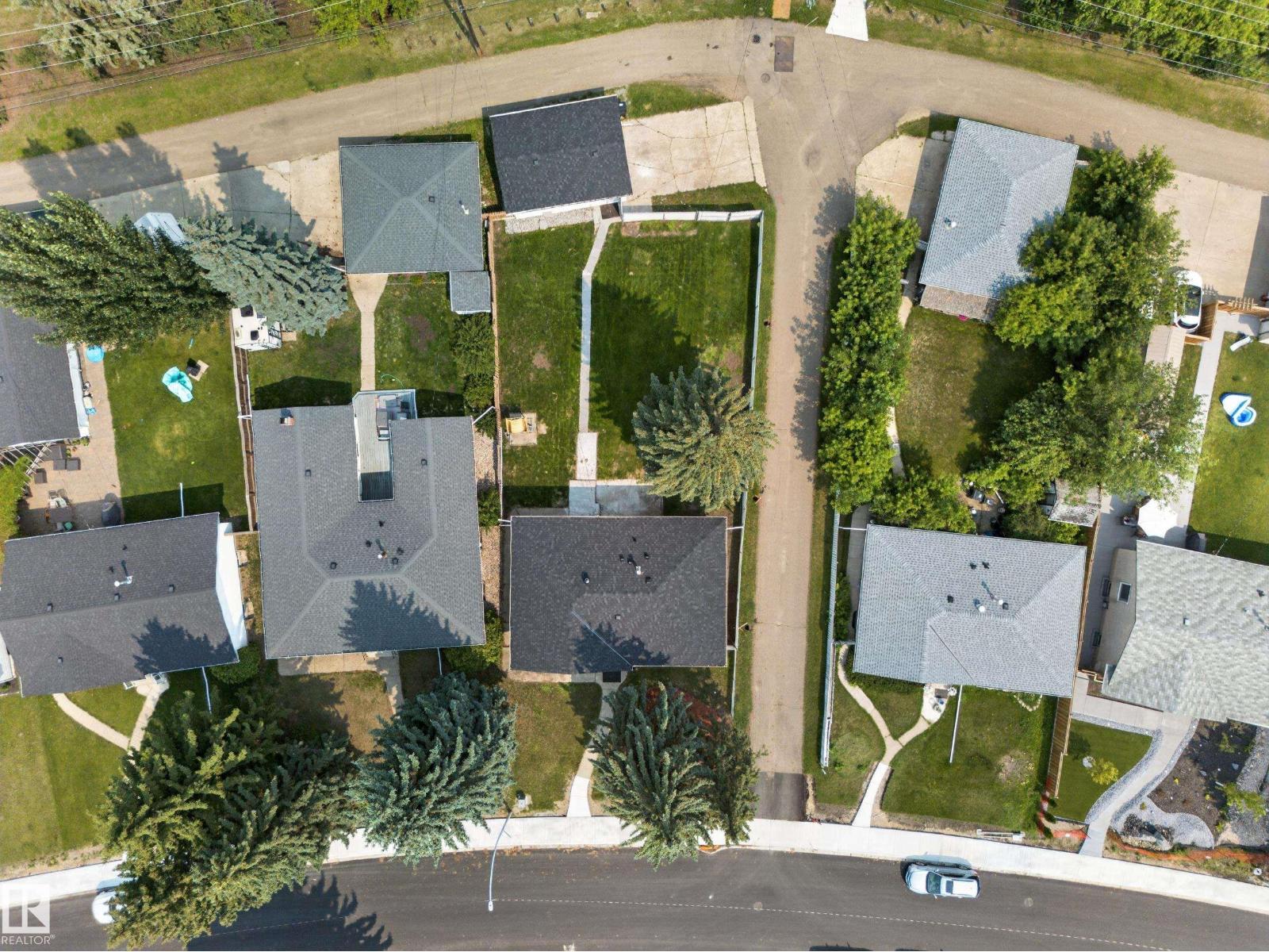 5204 97A AV NW
