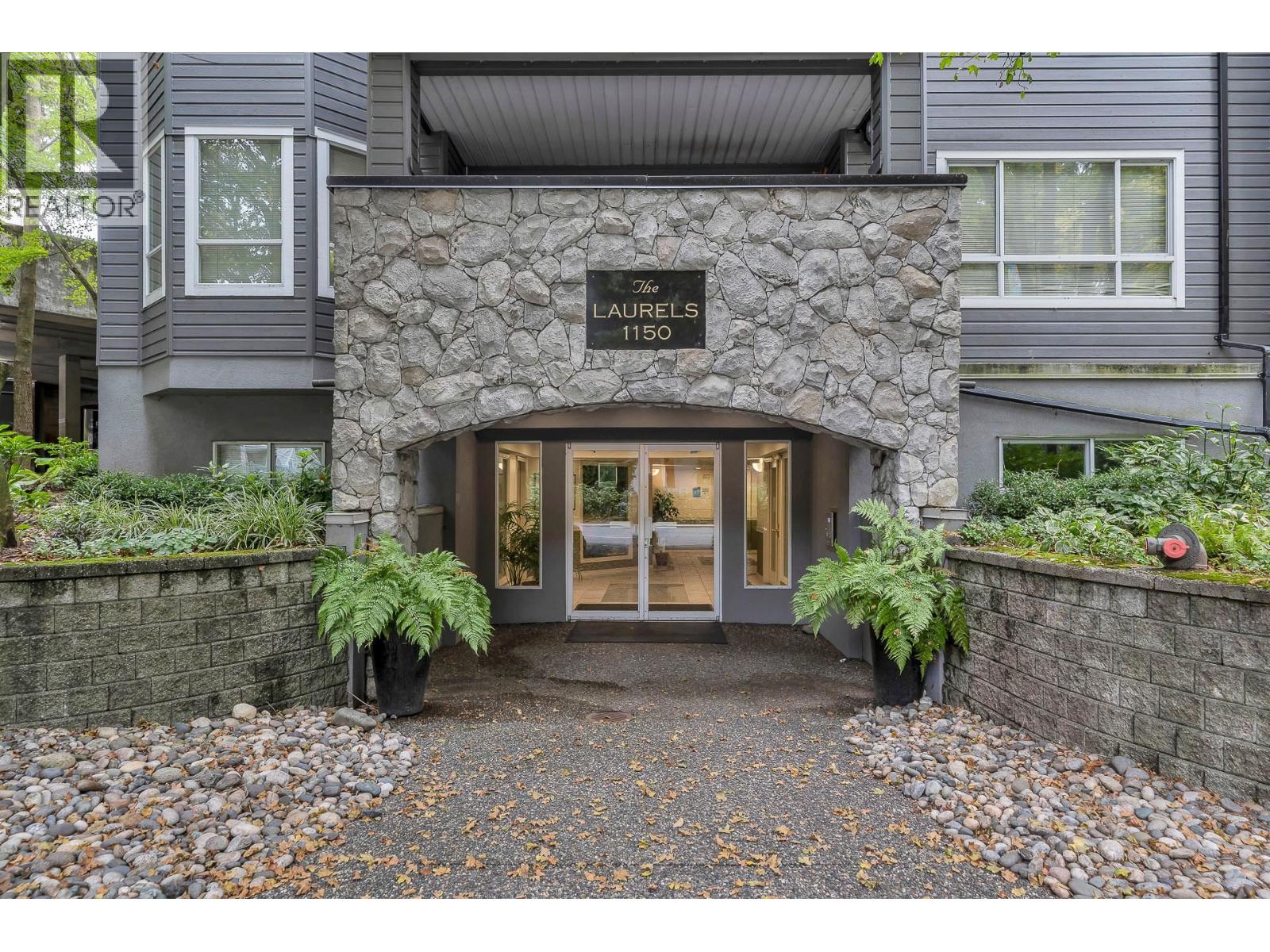 206 1150 LYNN VALLEY ROAD