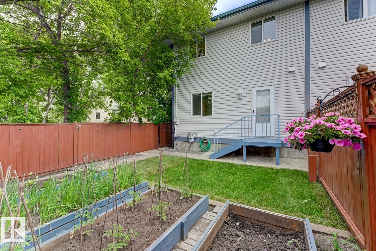 10728 71 AV NW