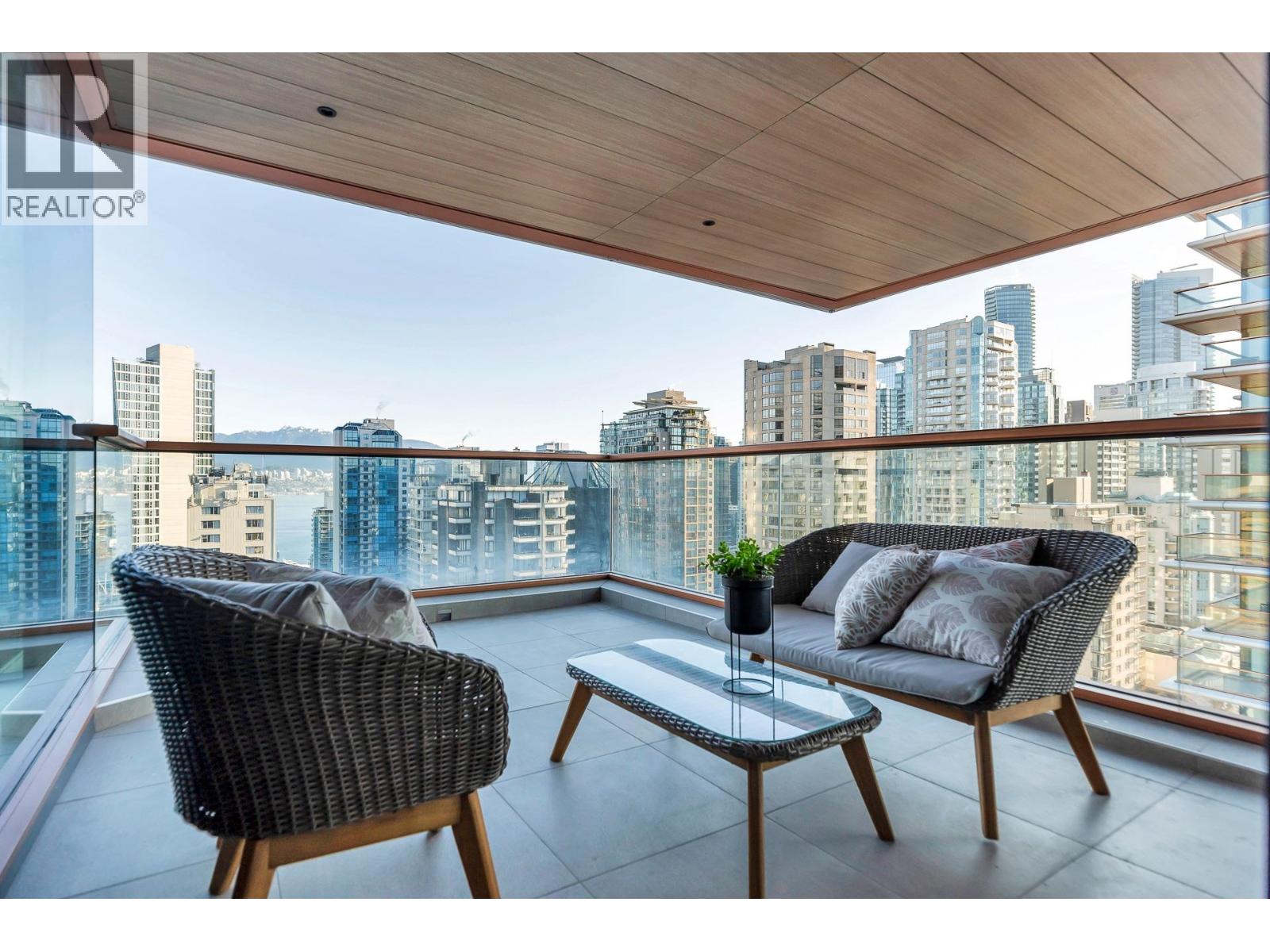 2303 1408 ROBSON STREET