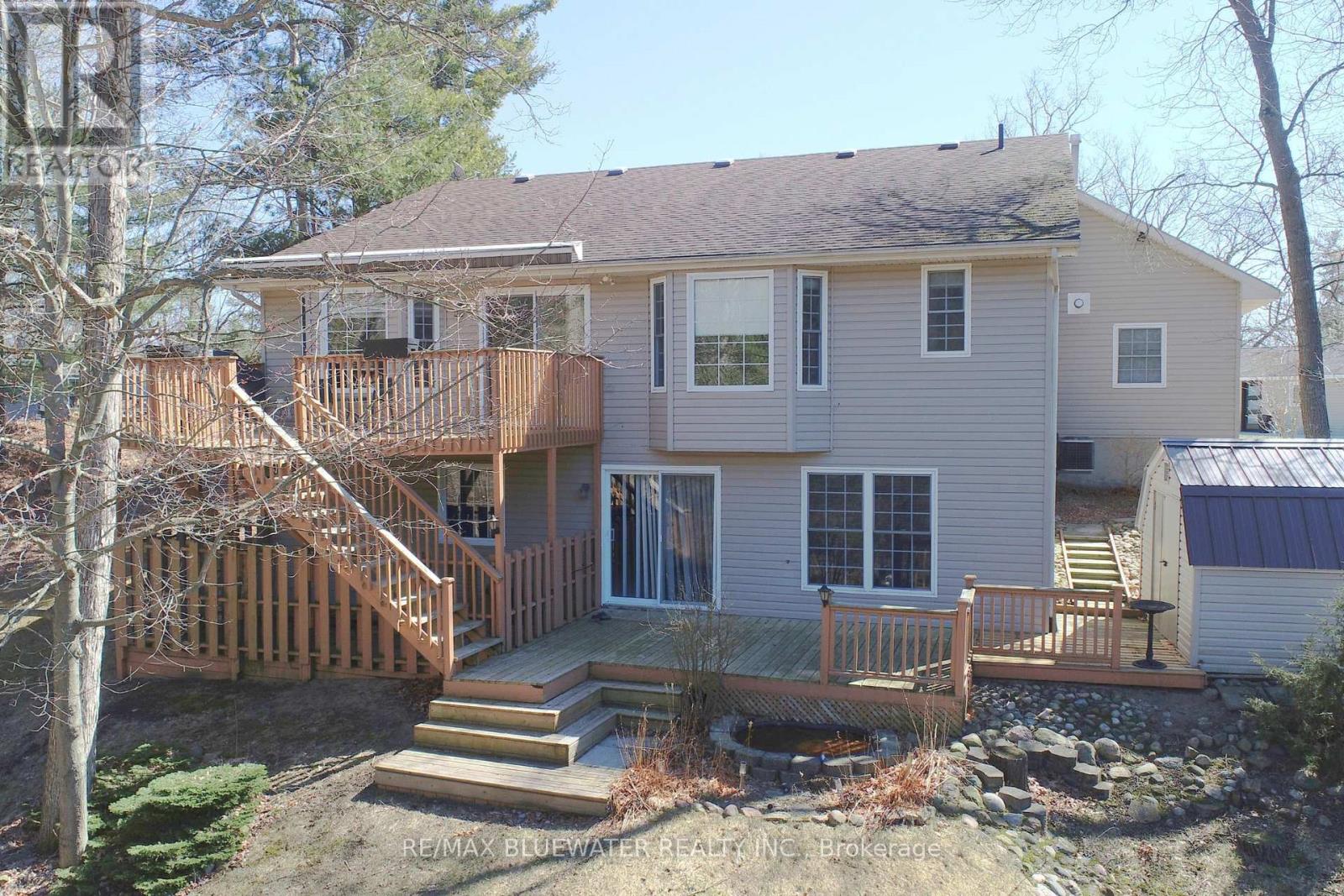 8 - 9826 NORTHVILLE CRESCENT