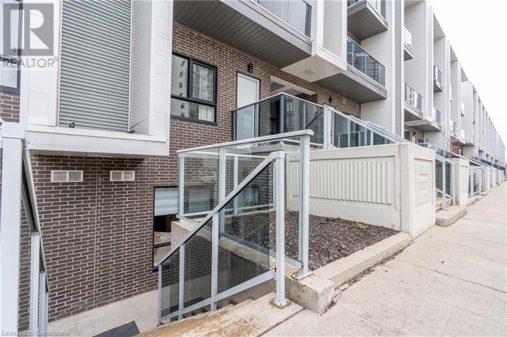 1430 HIGHLAND Road W Unit# 21C