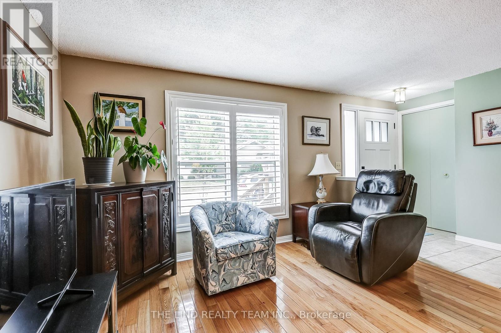 272 JEFF SMITH COURT