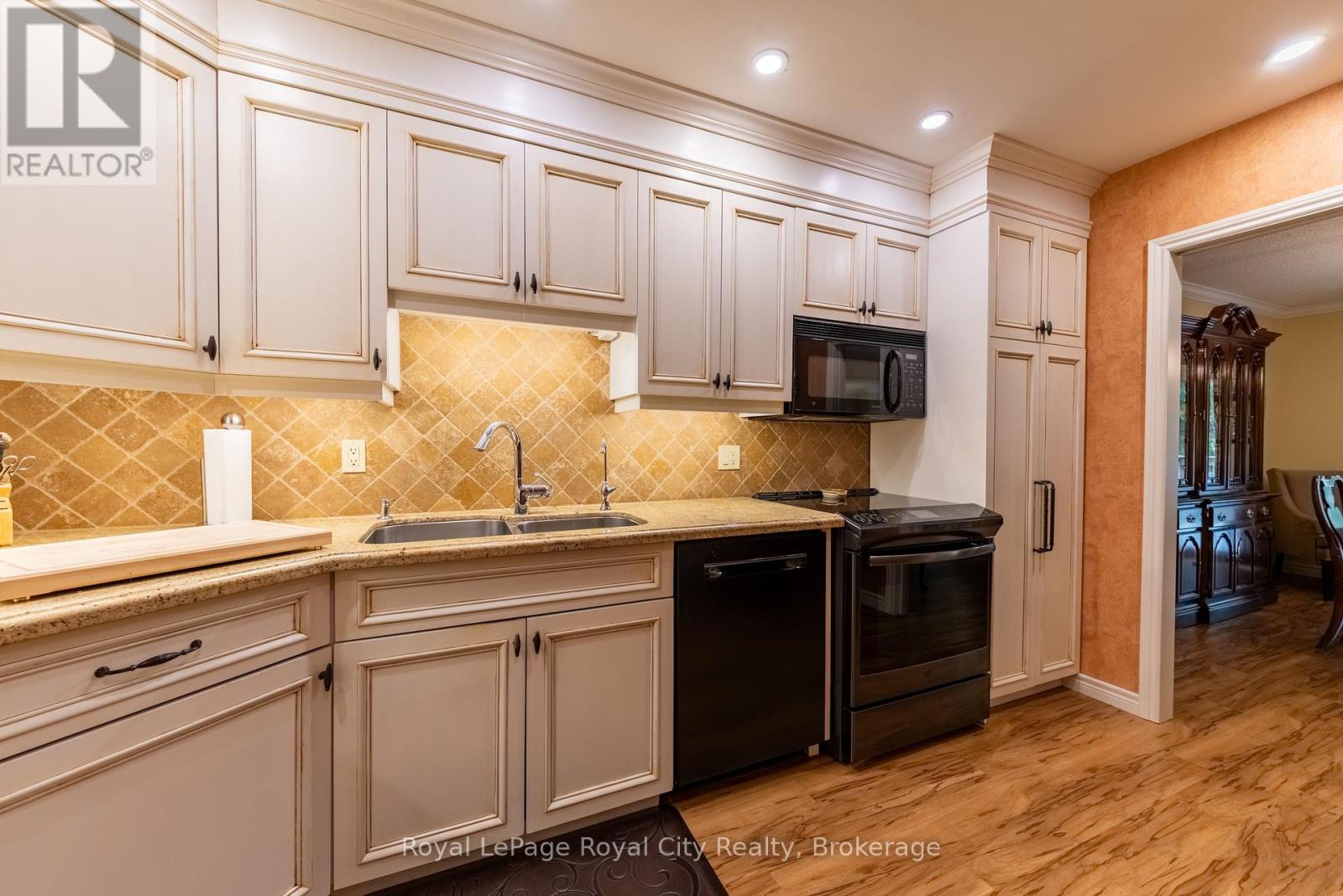 101 - 121 WATERLOO AVENUE