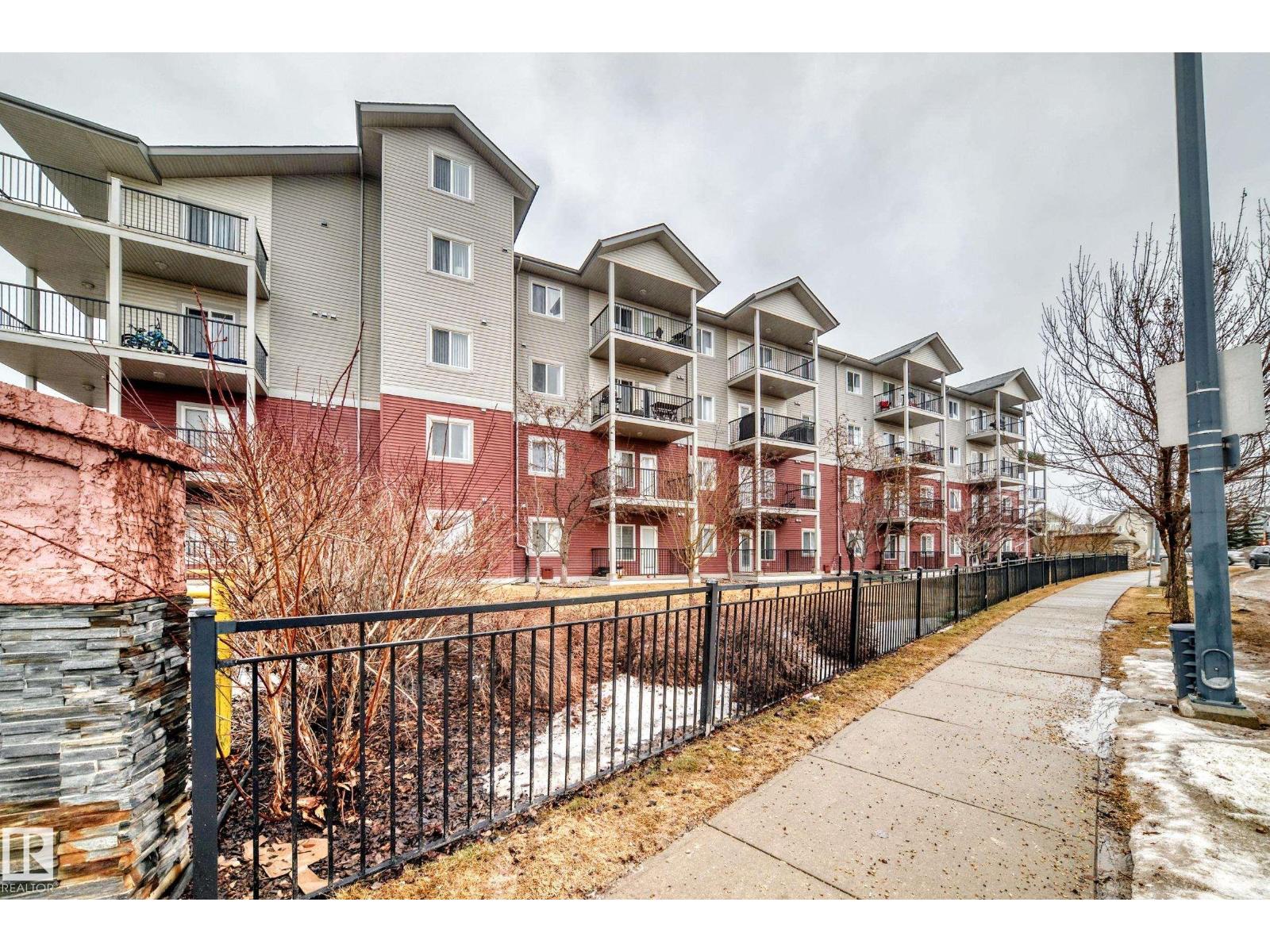 #102 111 EDWARDS DR SW