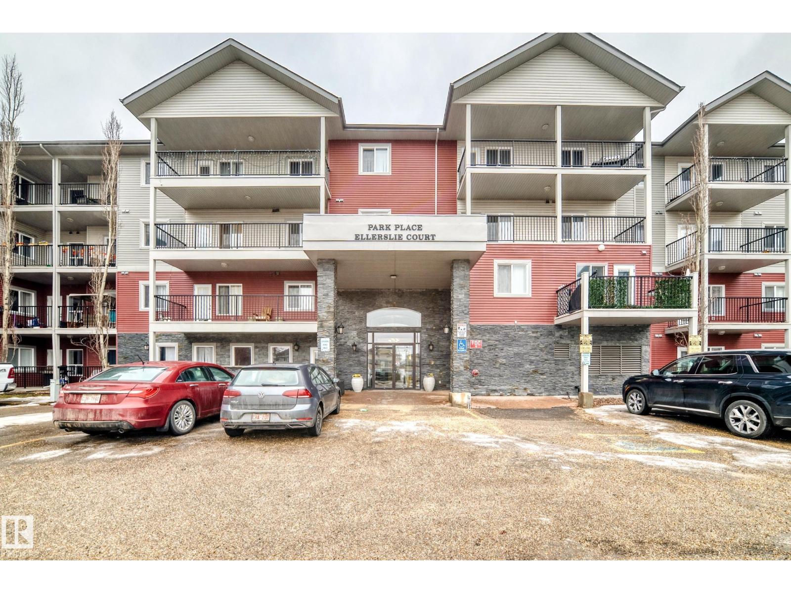 #102 111 EDWARDS DR SW