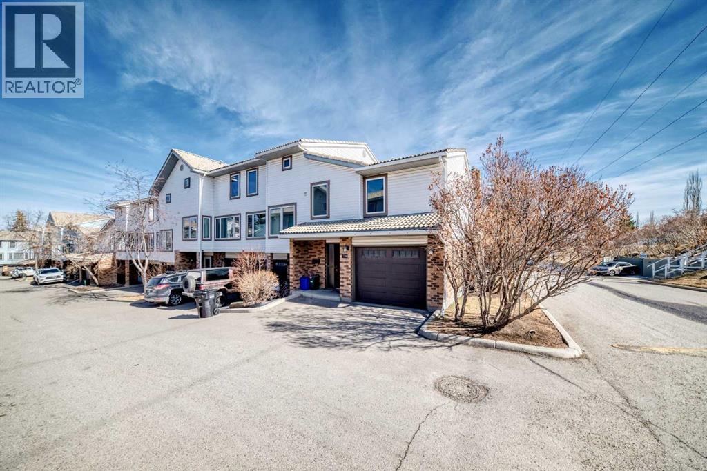 226 Coachway Lane SW