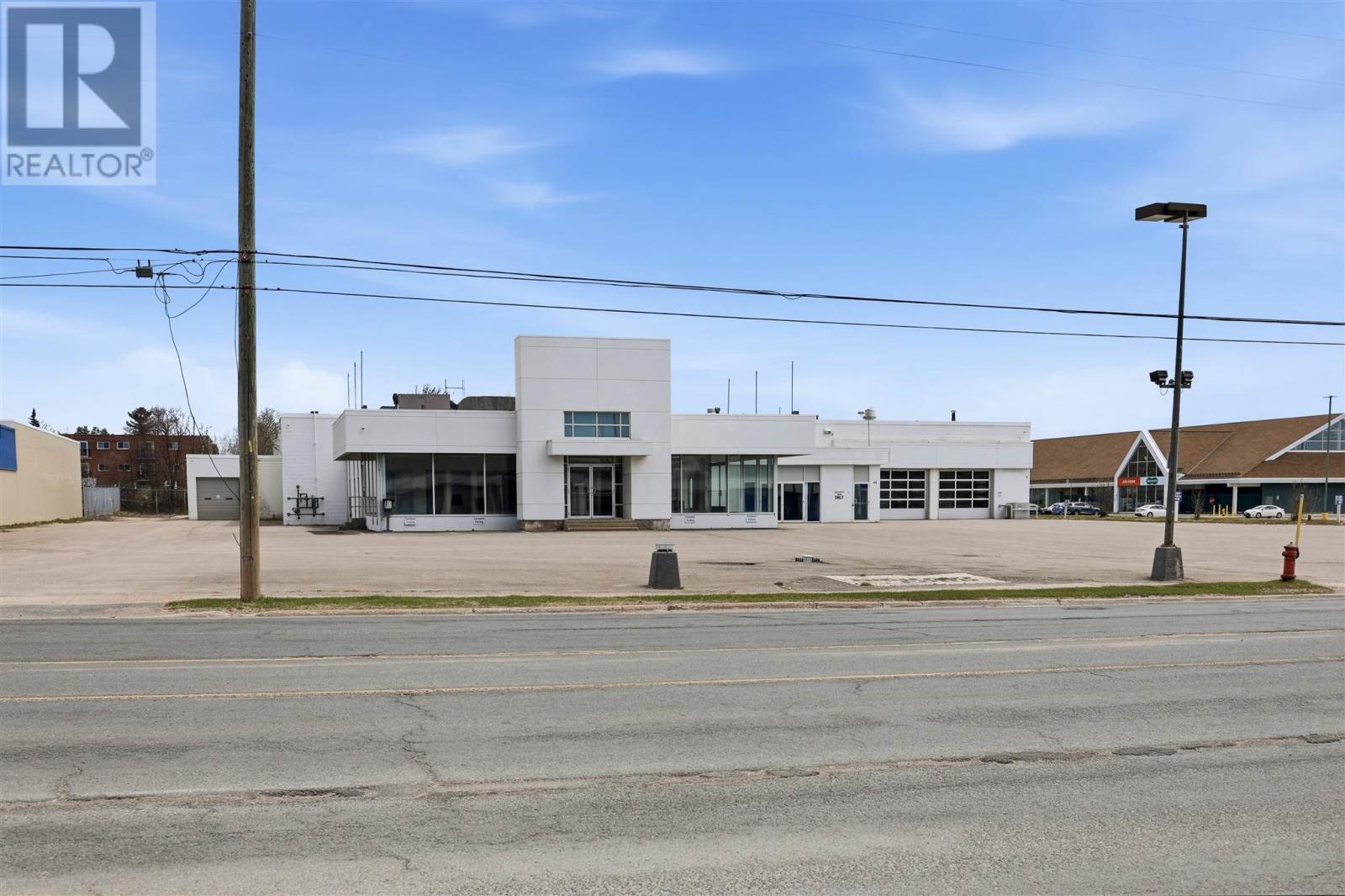 68 Great Northern RD - Photo 2