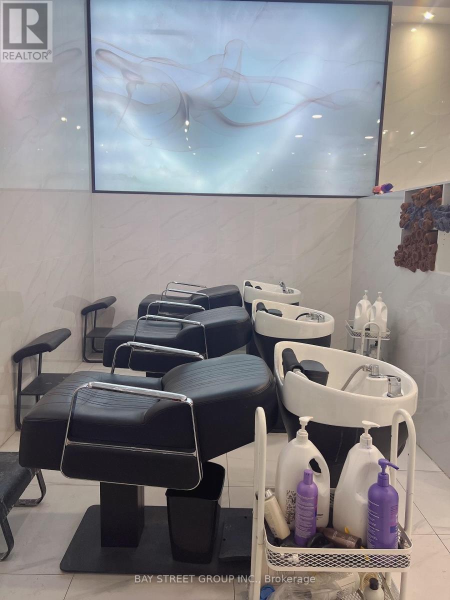 29 - 8130 BIRCHMOUNT ROAD