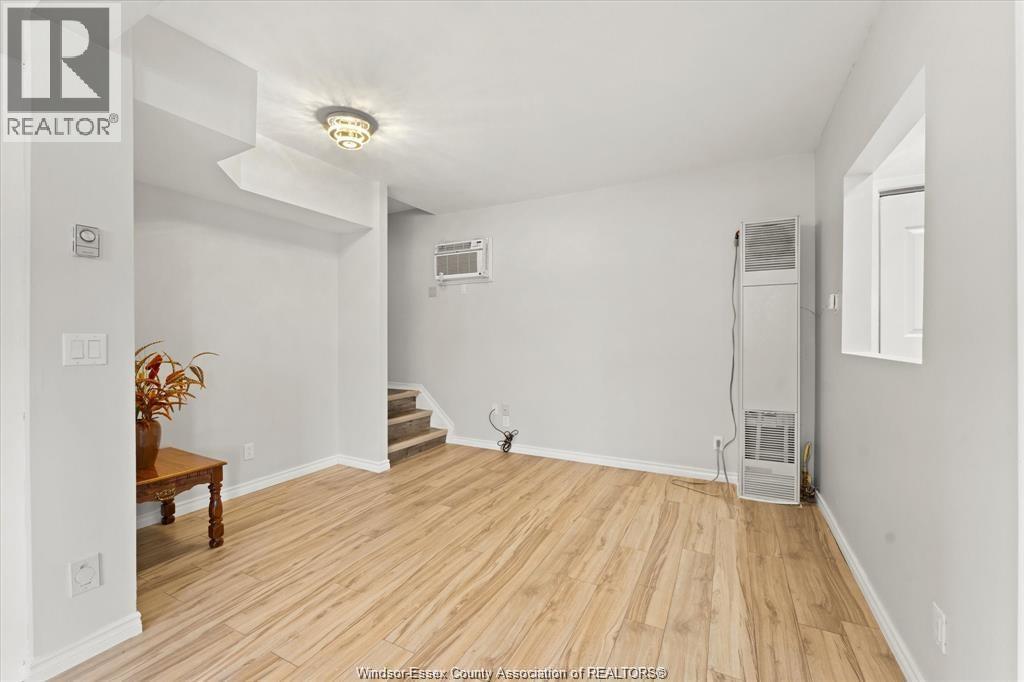 1374 PELISSIER STREET