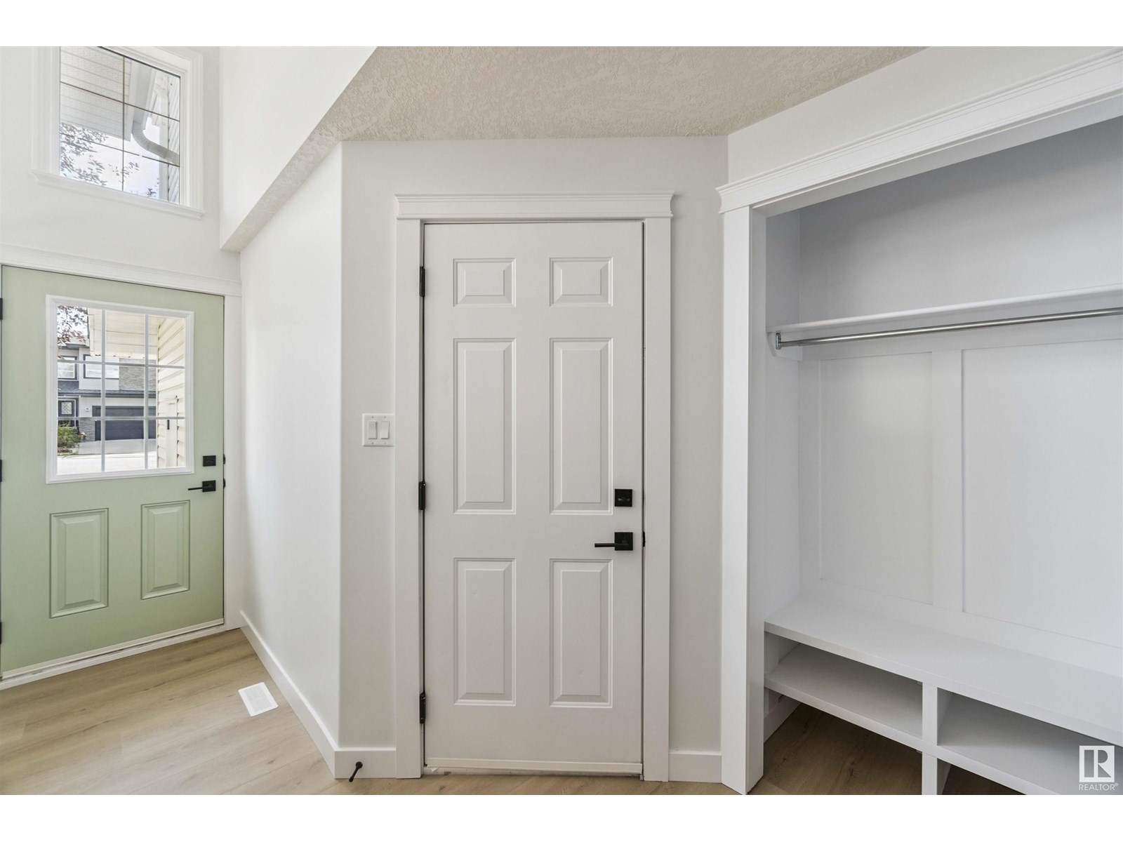 618 LAYTON CO NW