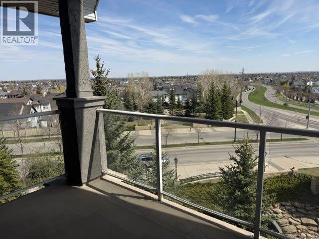 413, 15 Everstone Drive SW