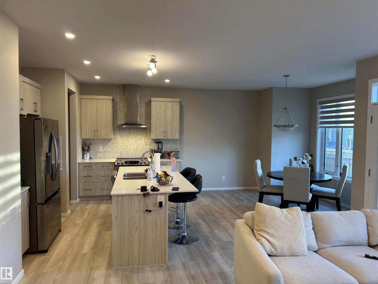 1019 OLD MAN CREEK BV