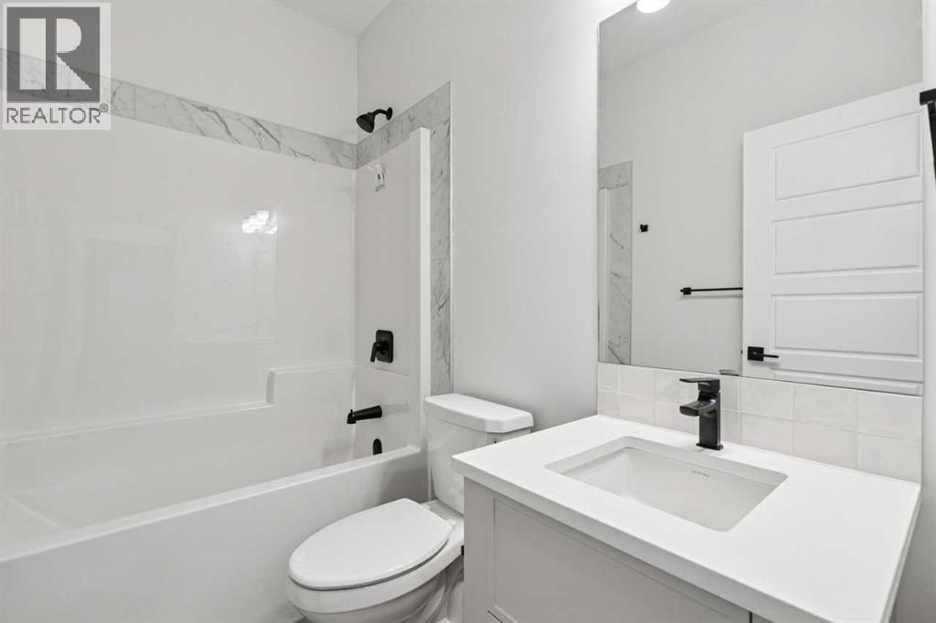 378 Hotchkiss Manor SE