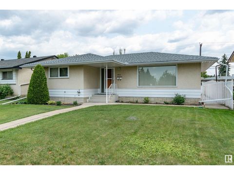 4923 115 ST NW Edmonton AB T6H3P1