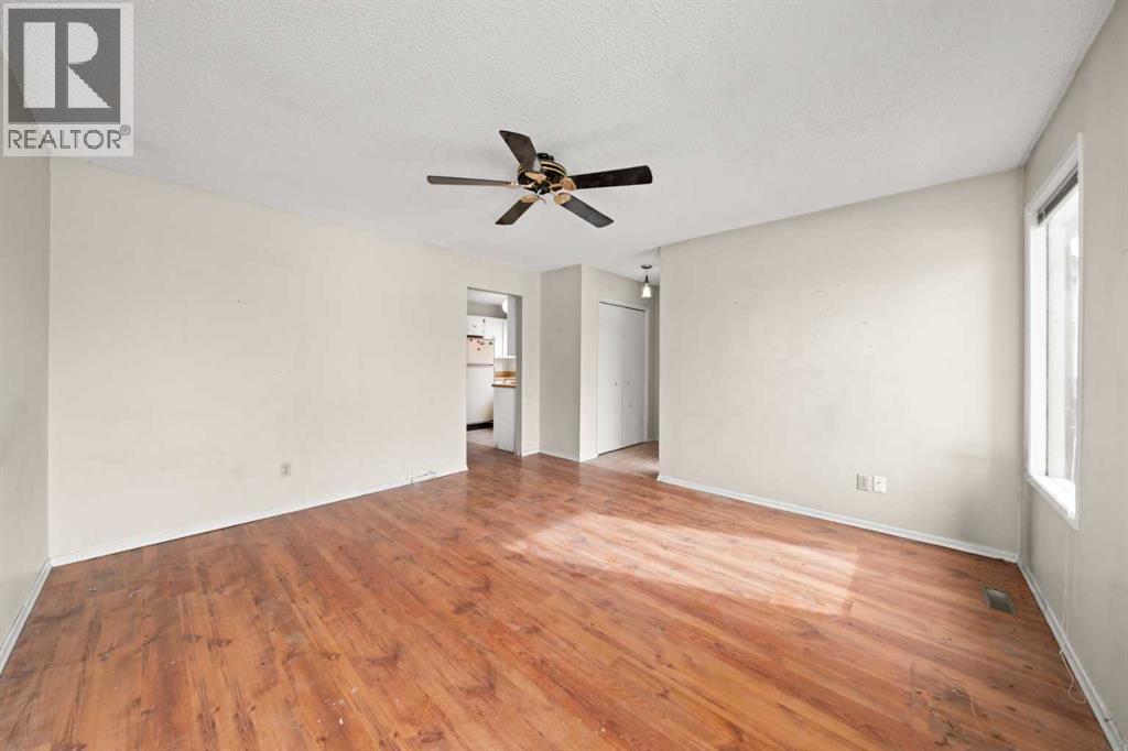 151 Deerview Court SE