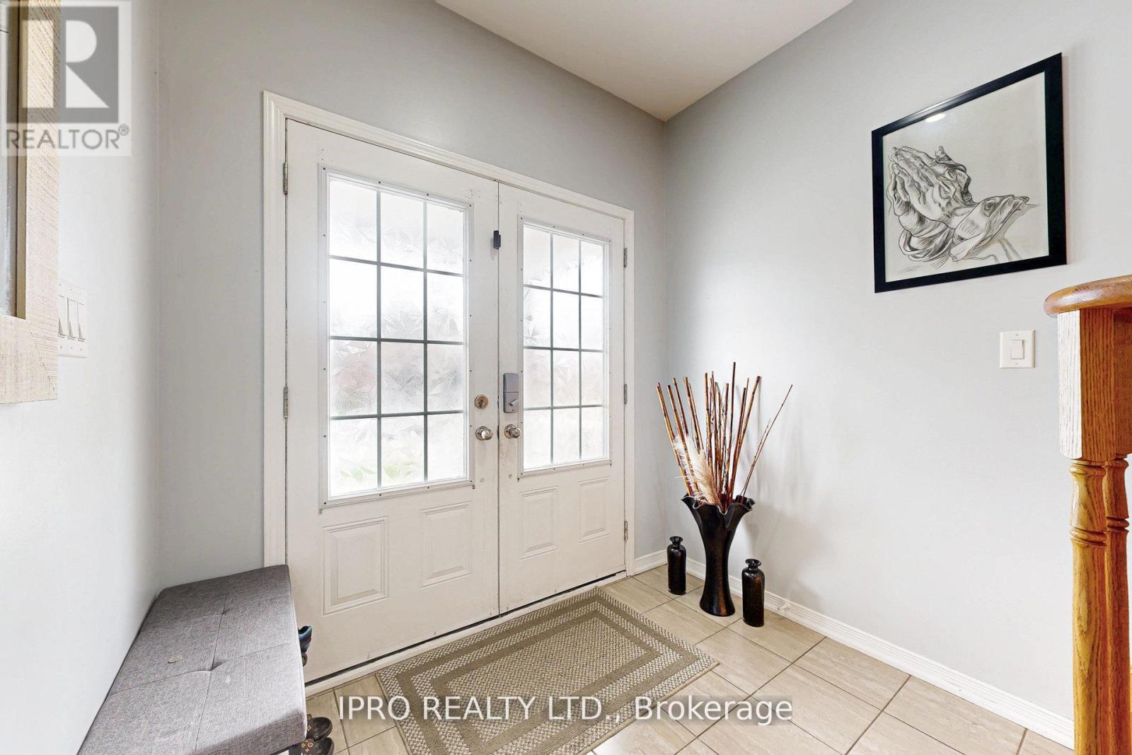 6 MT PLEASANT AVENUE