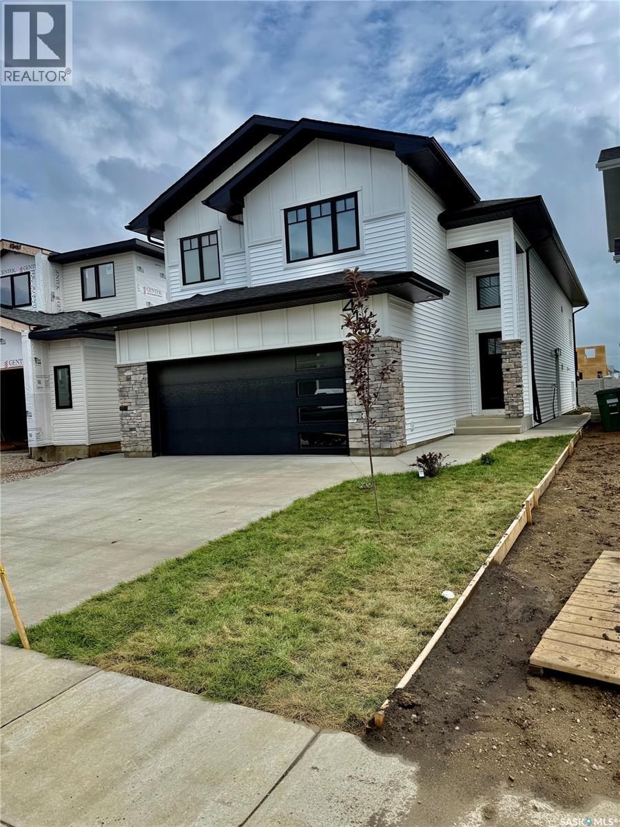 419 Doran CRESCENT