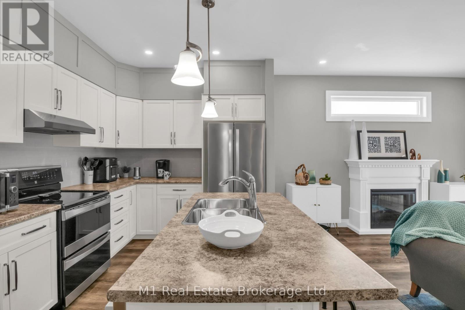 23 - 24 GEORGE STREET