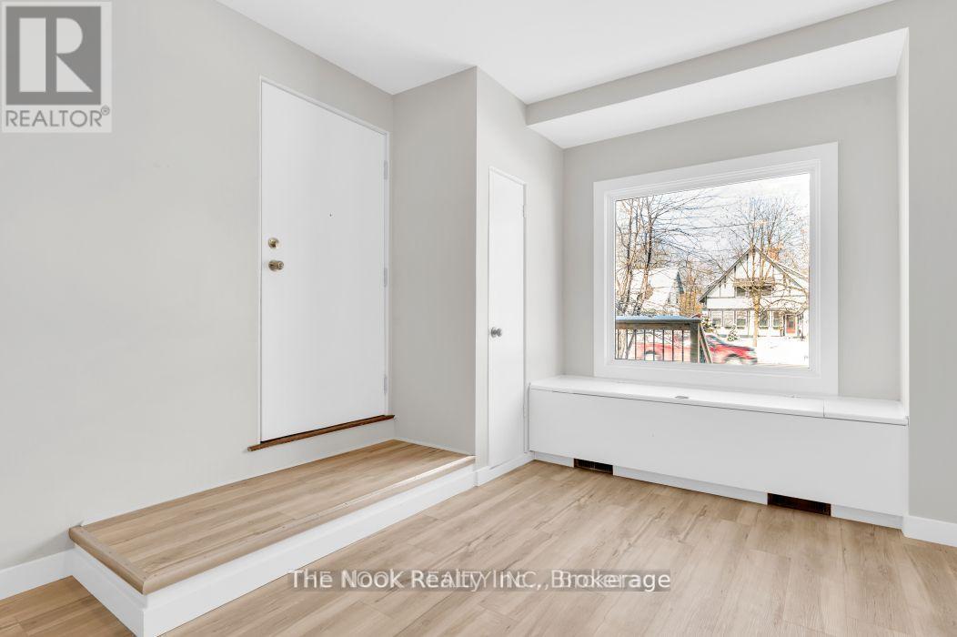 243 BRIDGE STREET E