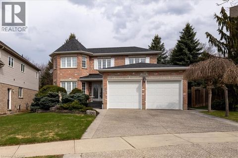 54 WOODCREST Court Kitchener ON N2P2K2