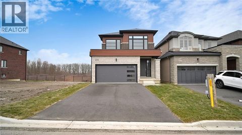 231 ALESSIO Drive Hamilton ON L9B0K4