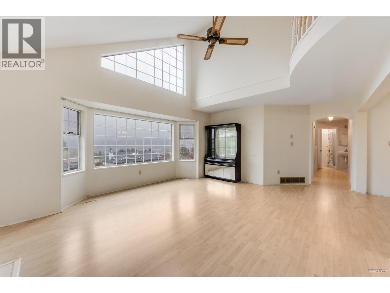 3178 LEEWARD COURT