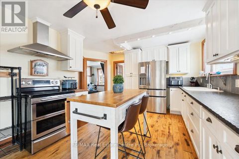 15 JARVIS STREET Cambridge ON N1R1G7
