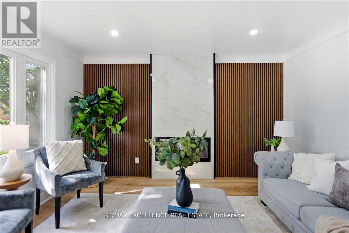 627 UPPER SHERMAN AVENUE