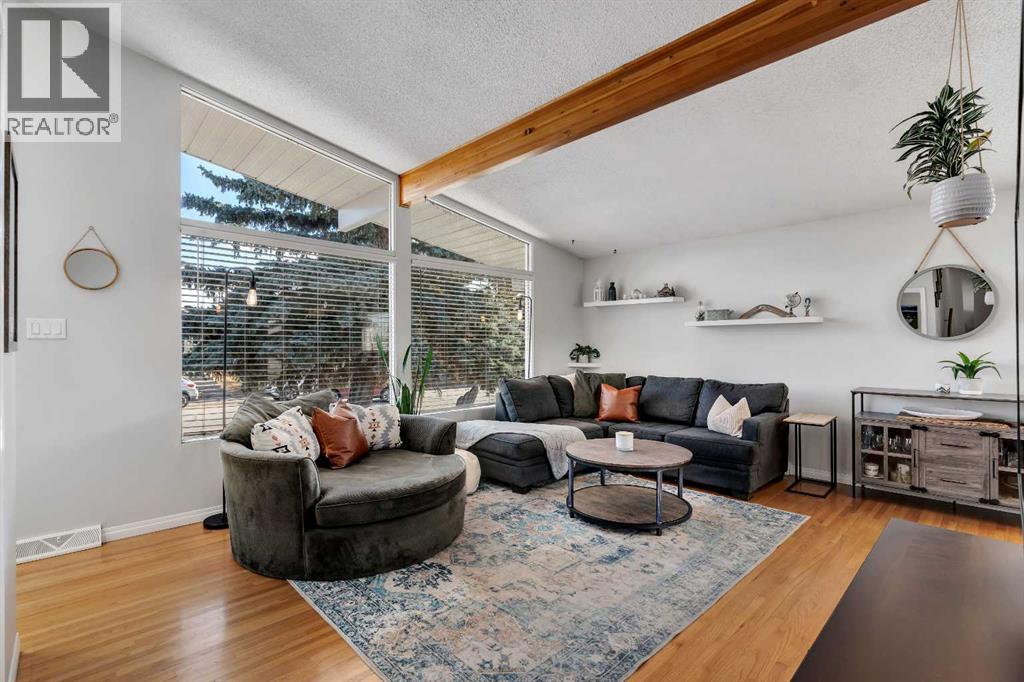 9939 Maplecreek Drive SE