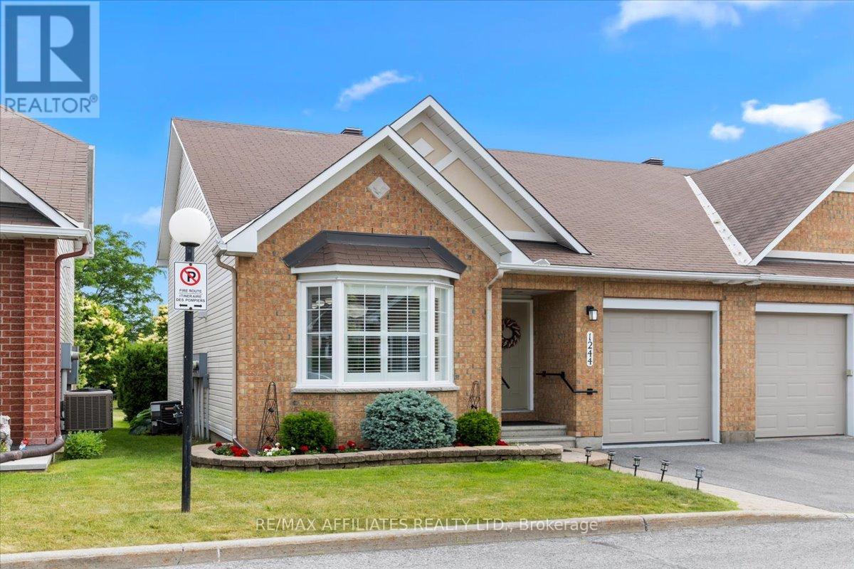 - - 1244 FOXBOROUGH PRIVATE E