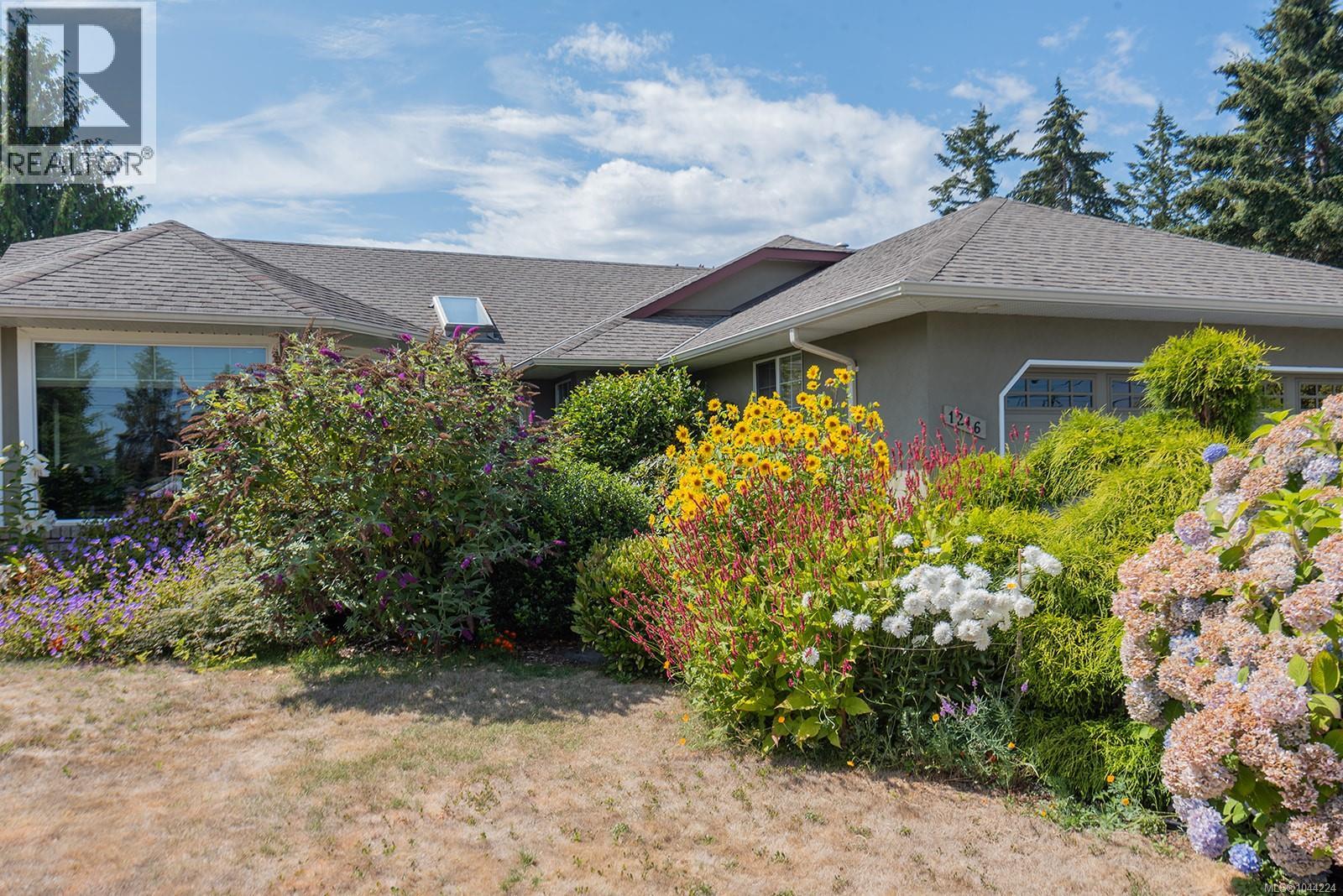 1216 Gilley Cres