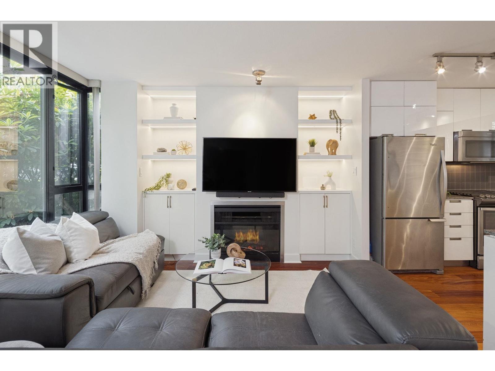 153 W 2ND STREET