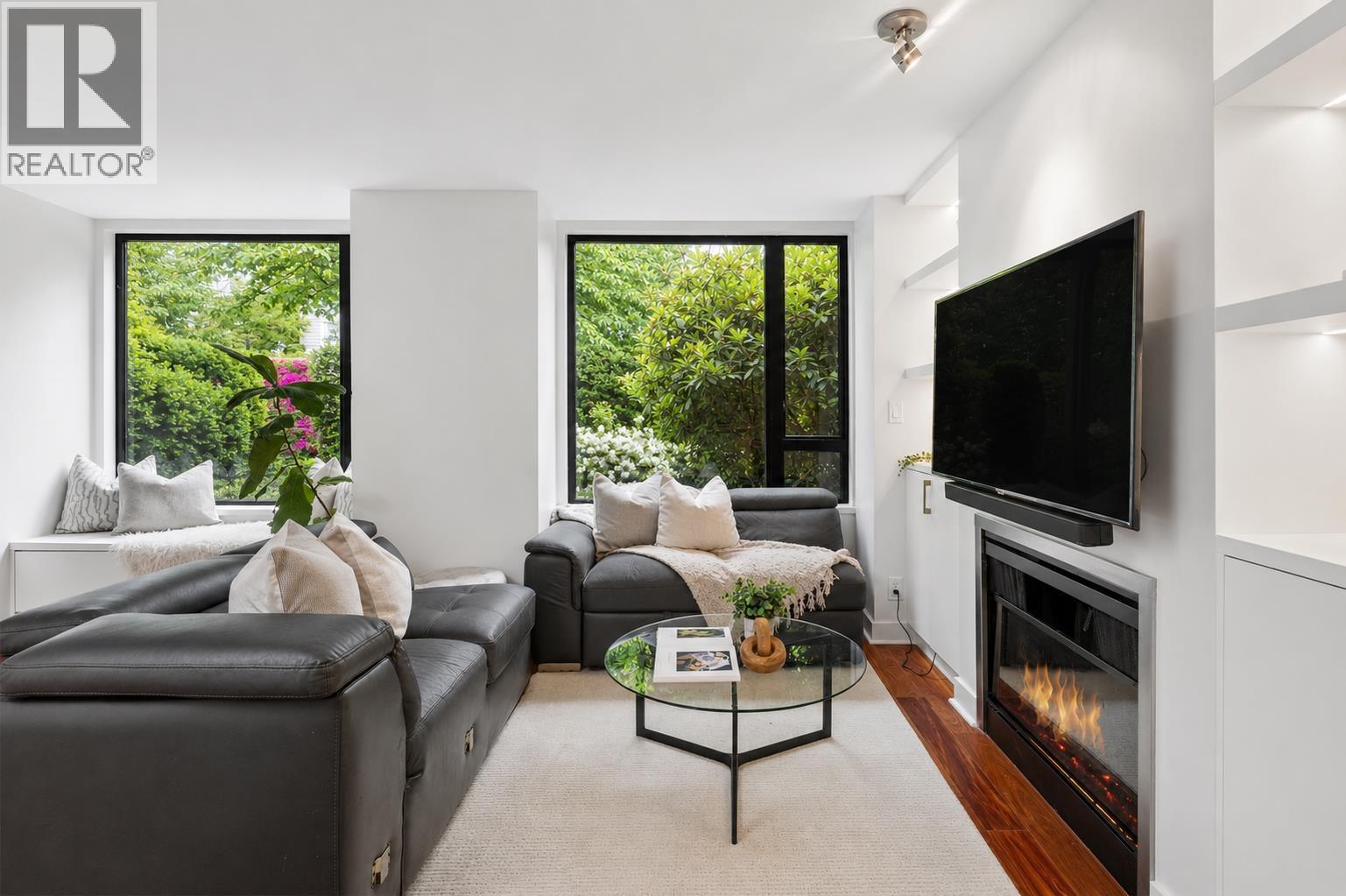 153 W 2ND STREET
