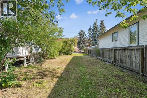 206 12 Avenue NW Calgary AB T2M0C5