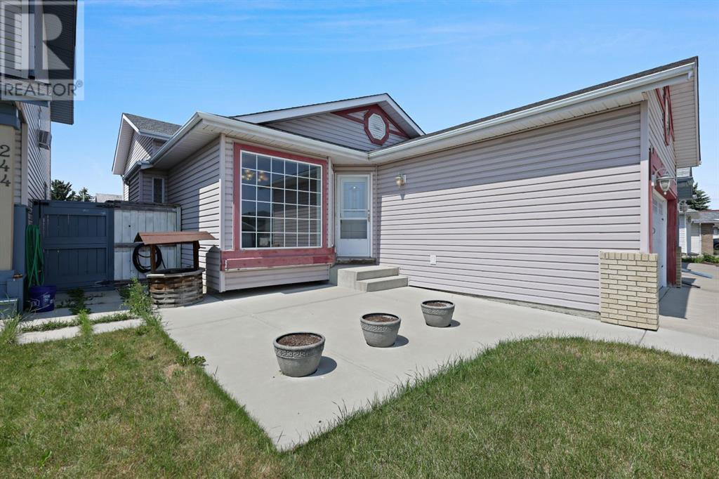 248 Applewood Drive SE