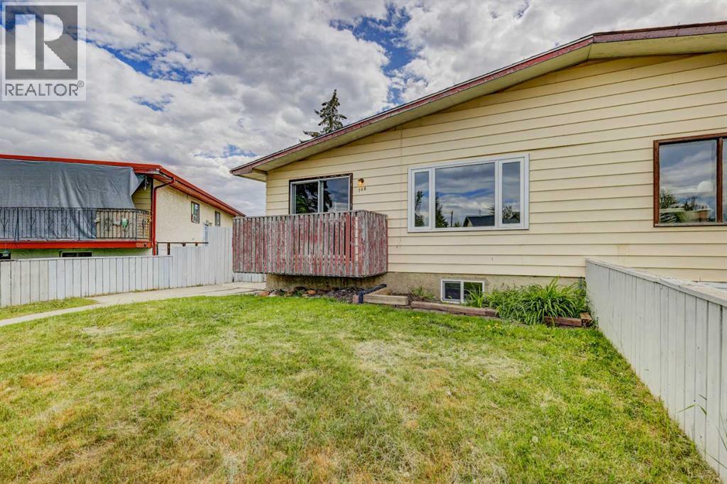 146 Dovertree Place SE