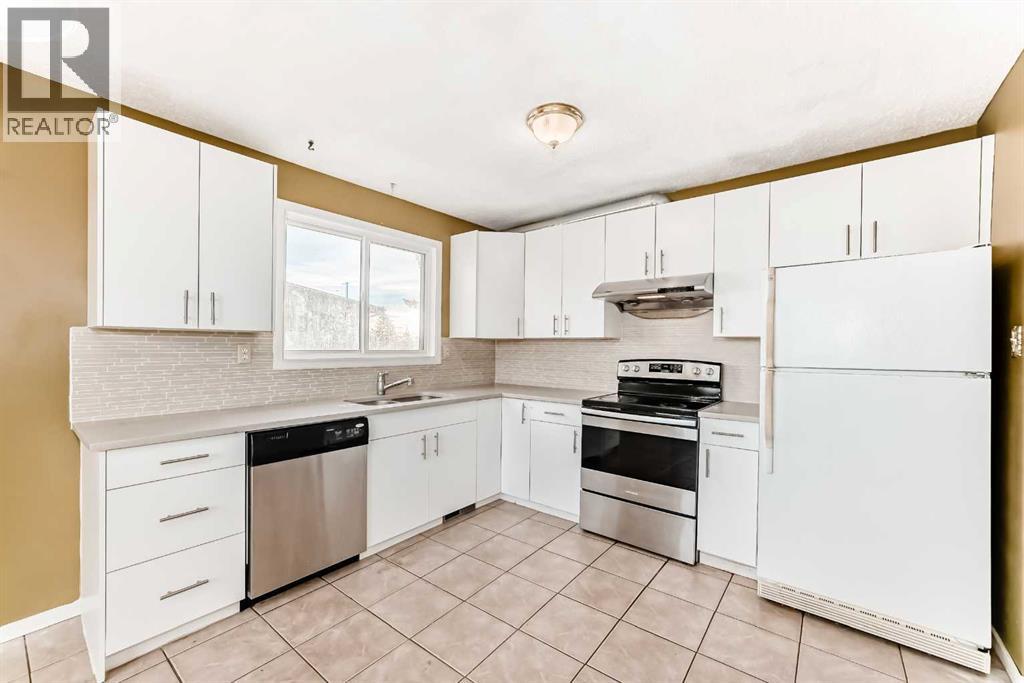 146 Dovertree Place SE