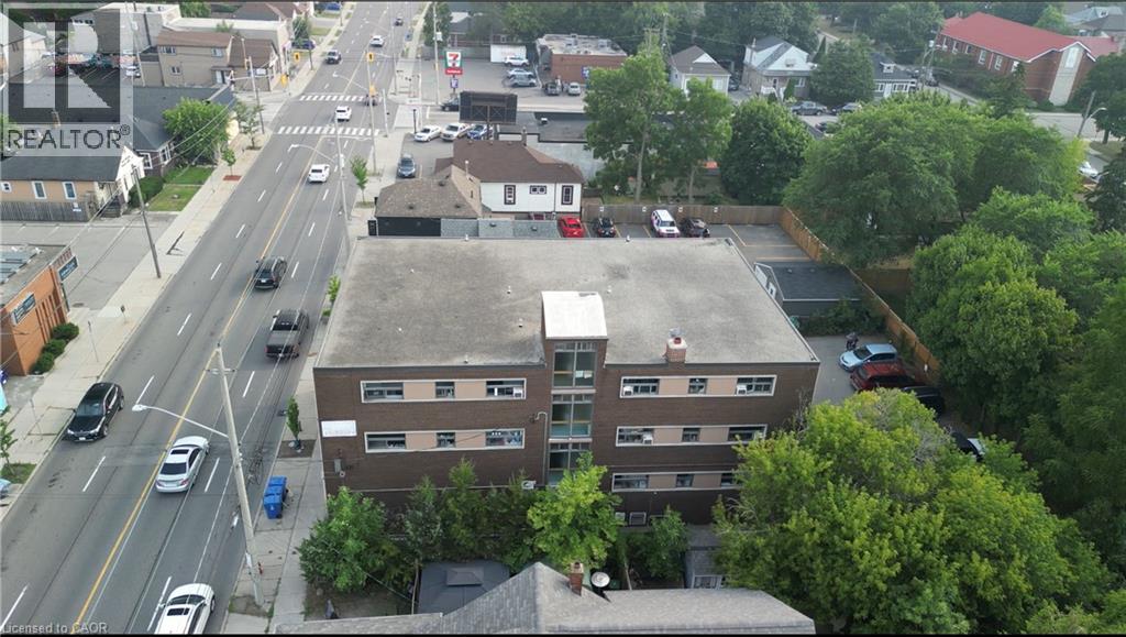 600 UPPER WELLINGTON Street