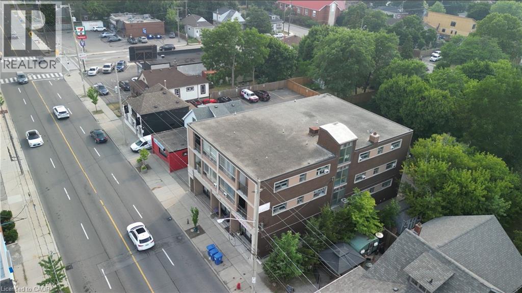 600 UPPER WELLINGTON Street