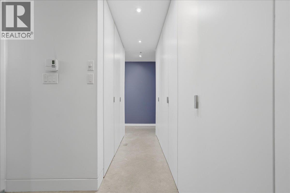 605 53 W HASTINGS STREET