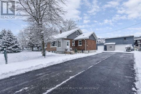 222 RIDGEWAY ROAD Fort Erie (Crystal Beach) ON L0S1B0