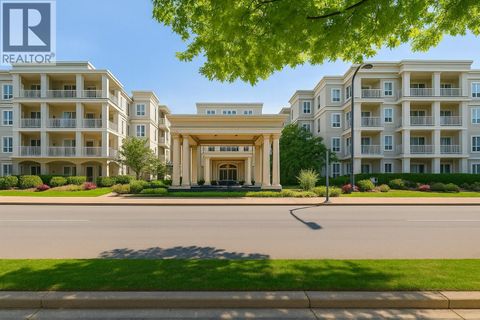 343 3098 GUILDFORD WAY Coquitlam BC V3B7W8