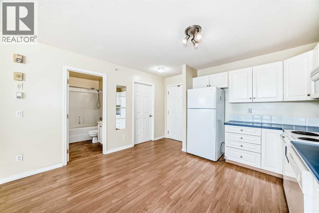 424, 260 Shawville Way SE