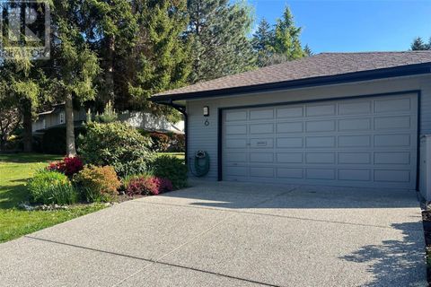 6 4630 Lochside Dr Saanich BC V8Y2T1