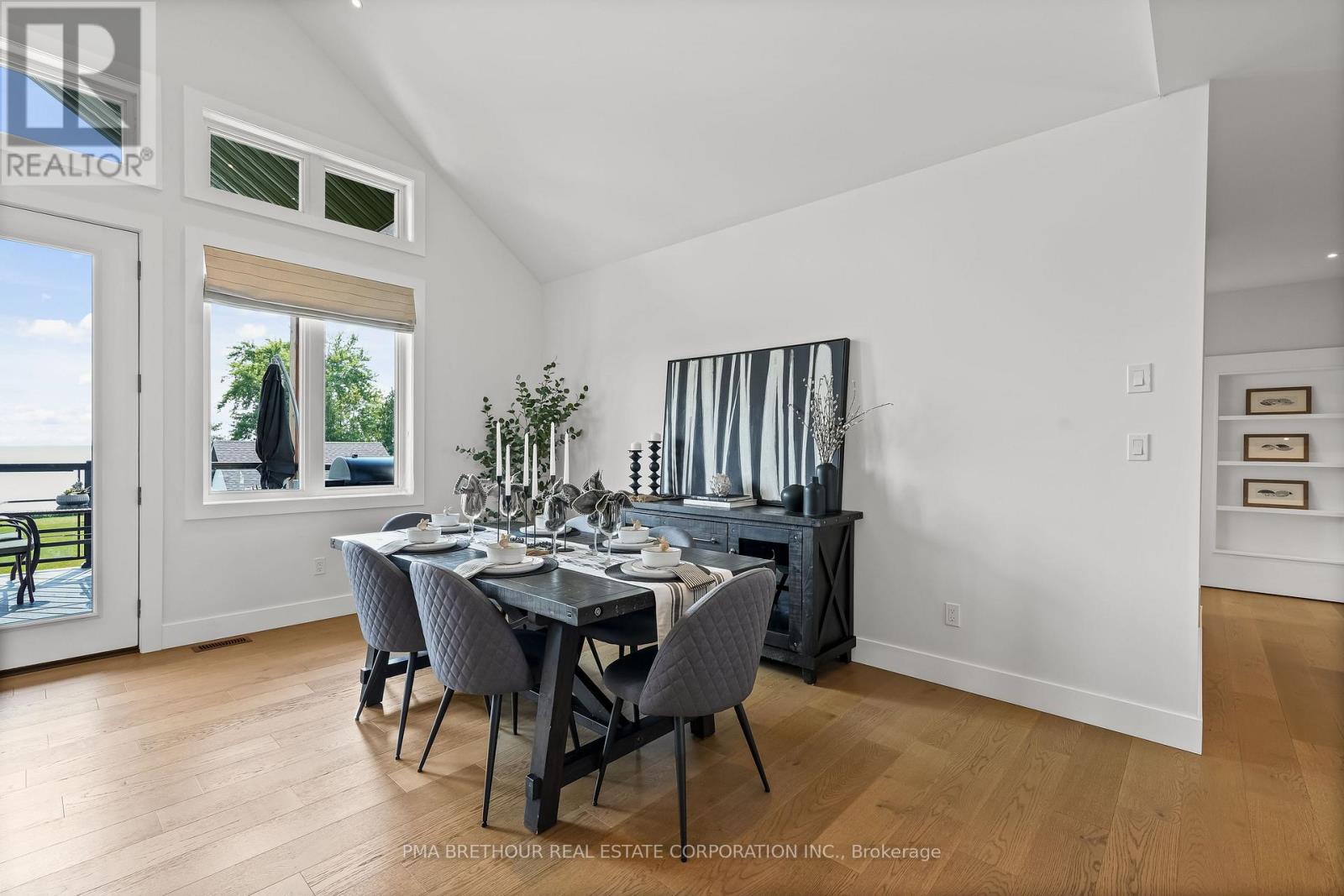 48 PLEASANT VIEW CRESCENT